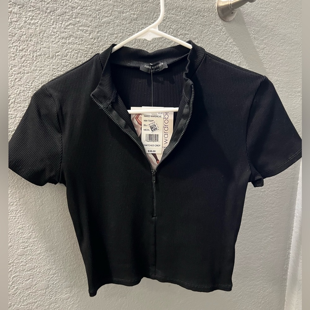 NWT black crop top size medium
